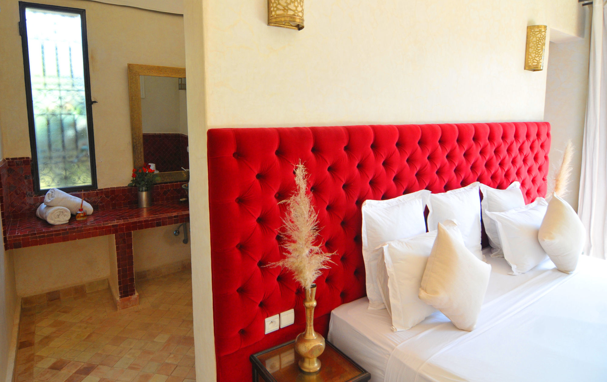 Riad Jawad & 4*